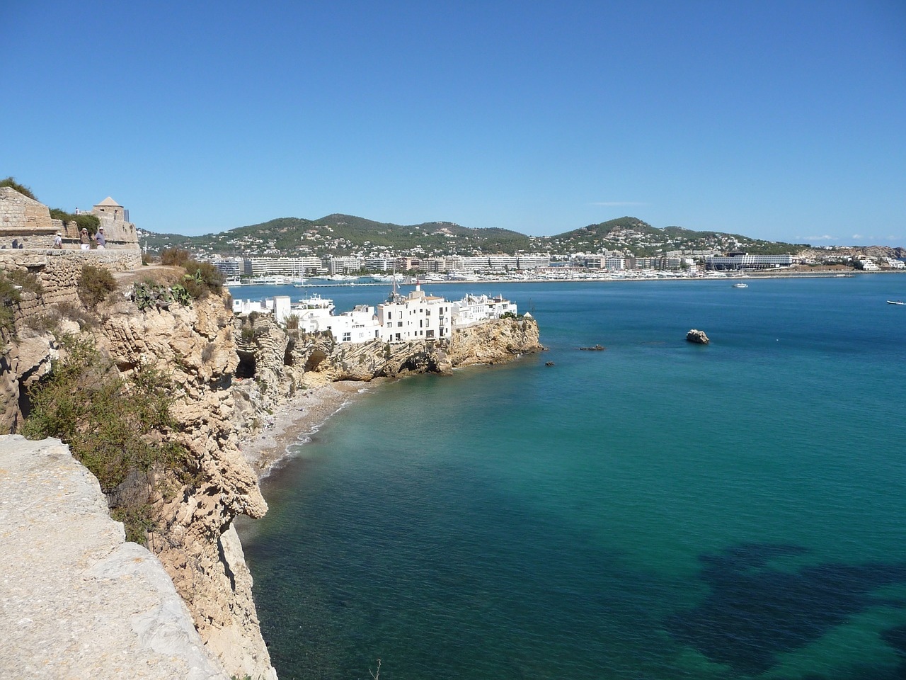 https://manabiviajes.com/viajes/assets/upload/d27.jpg